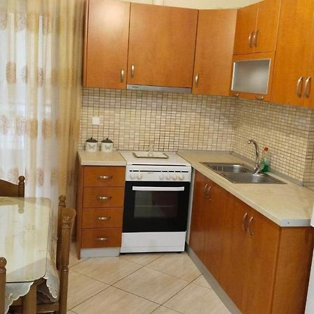 Ferienwohnung Ομορφο Διαμερισμα Στο Κεντρο Της Πολης Με Παρκιν Tríkala Exterior foto