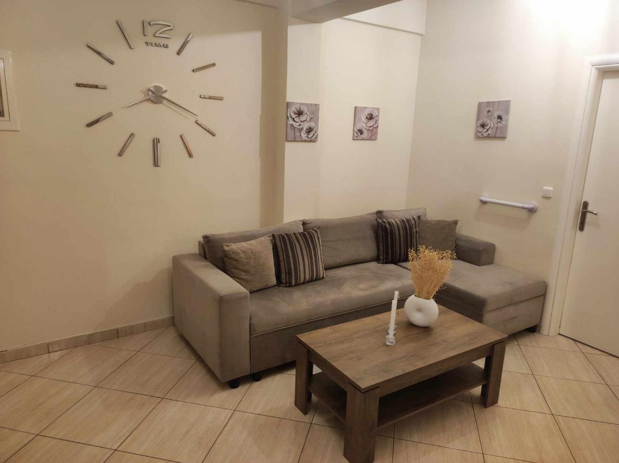 Ferienwohnung Ομορφο Διαμερισμα Στο Κεντρο Της Πολης Με Παρκιν Tríkala Exterior foto